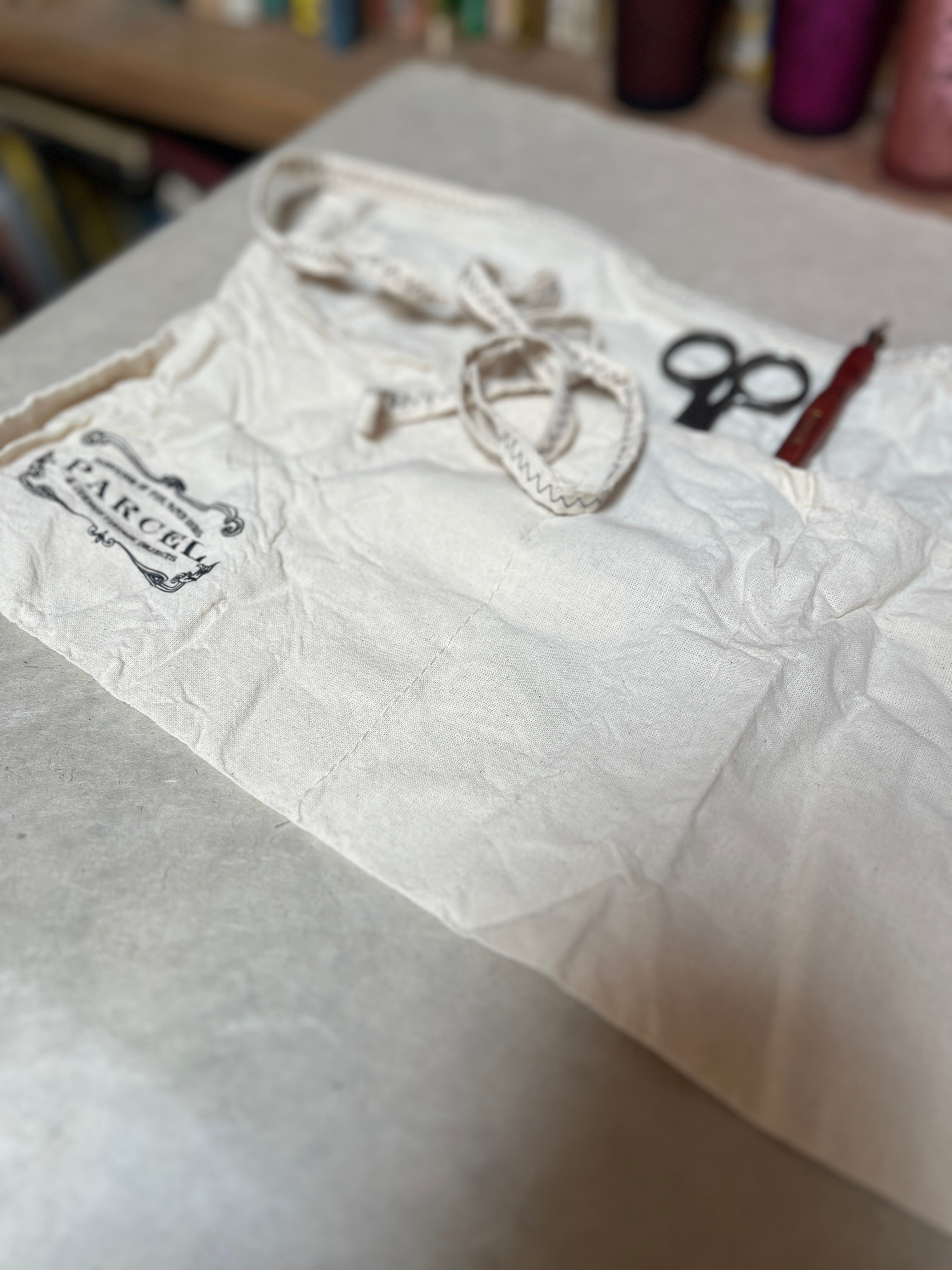 Parcel Utility Apron - PARCEL