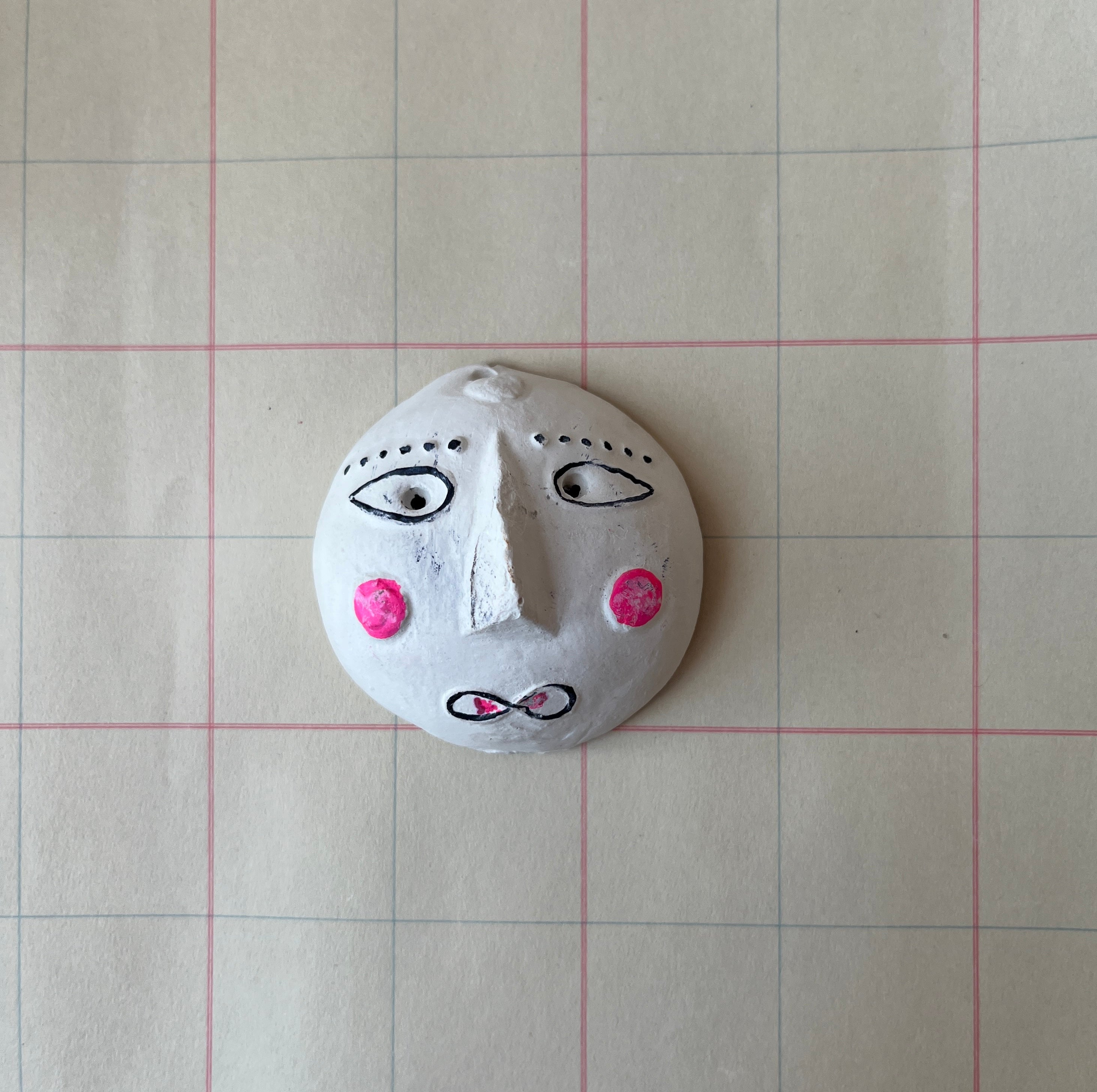 Puppet Face Plaster Wall Hanging - PARCEL