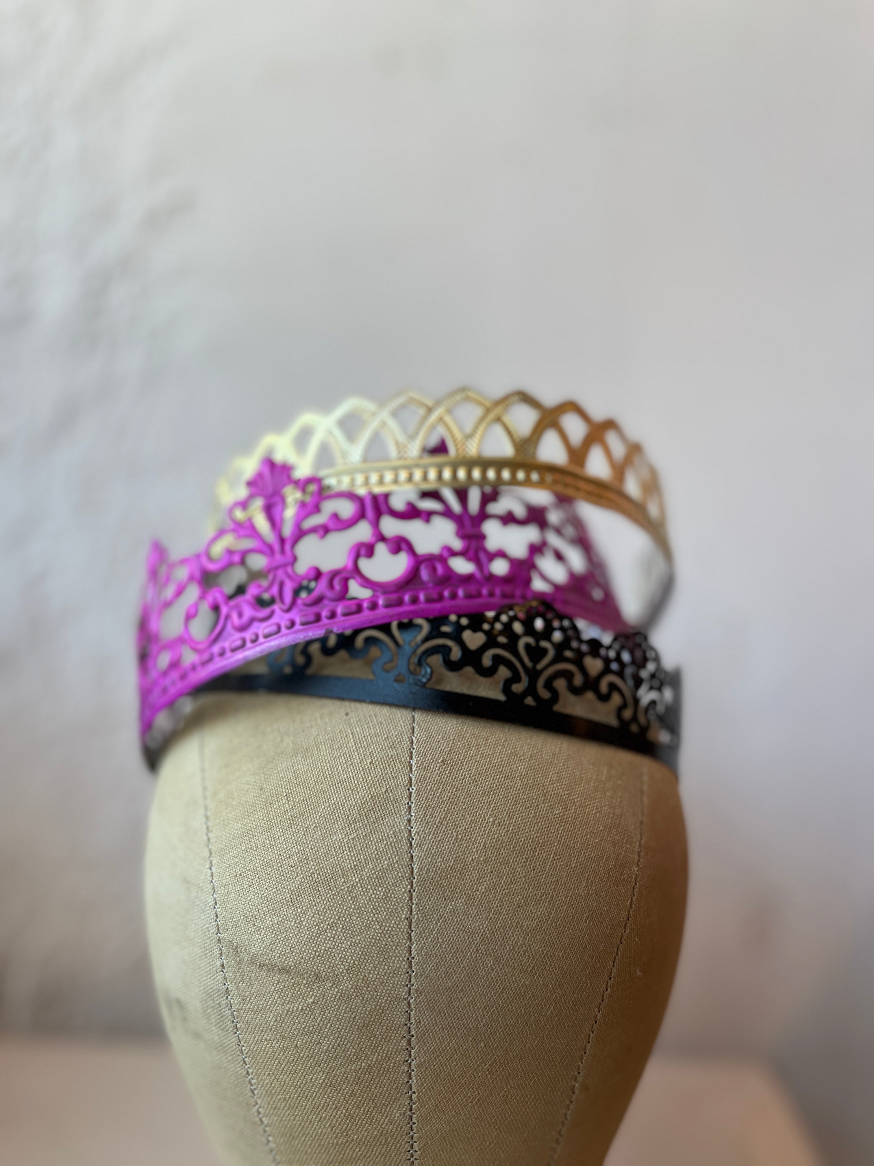 Regal Crowns - PARCEL