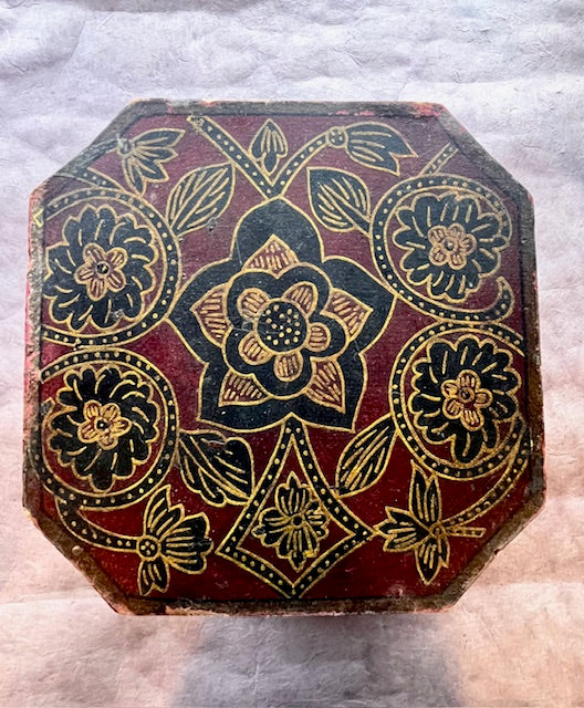 Exotic Vintage Decorative Box - PARCEL