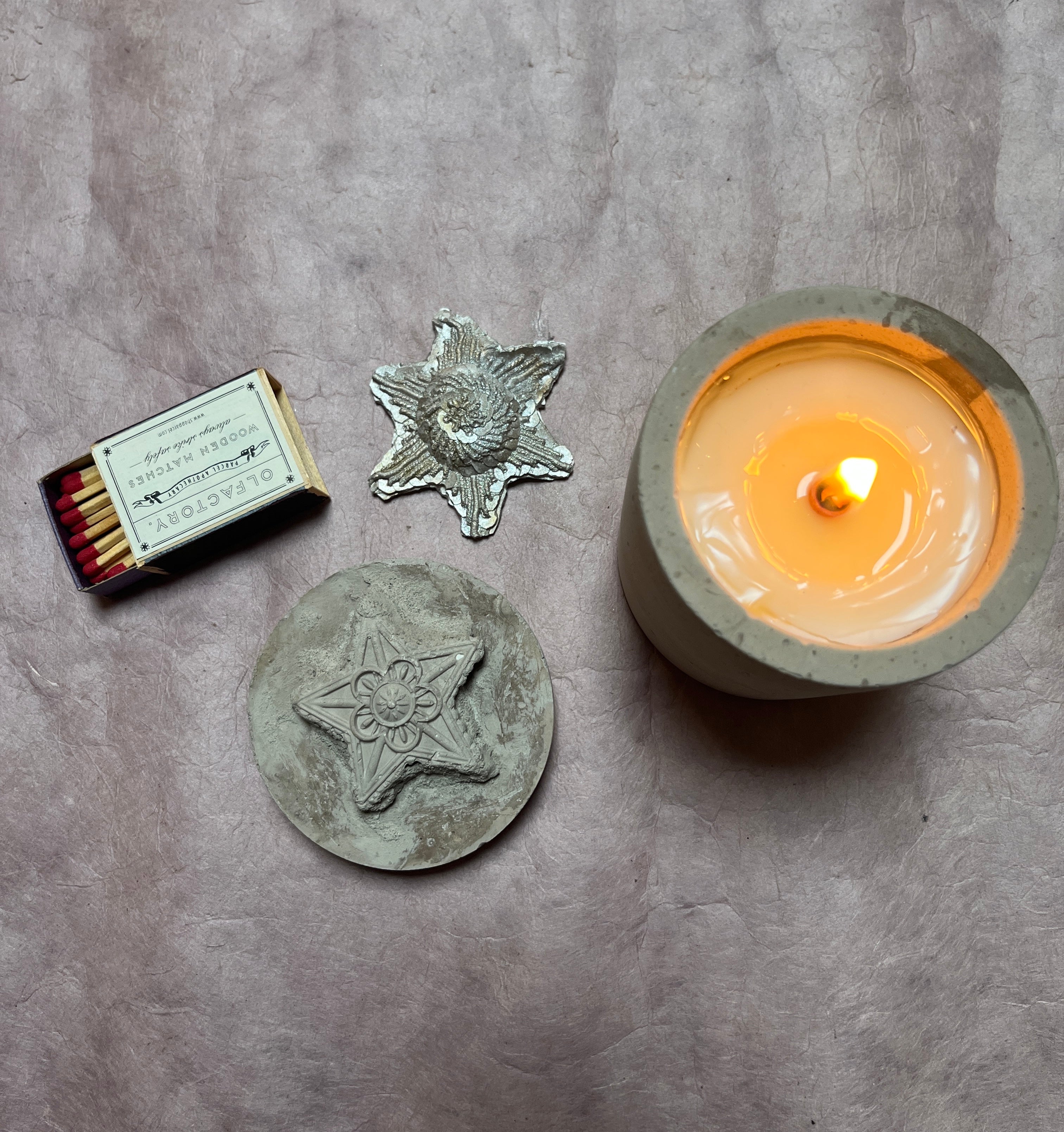 No. 6: Atelier Parcel Olfactory Scented Candle - PARCEL