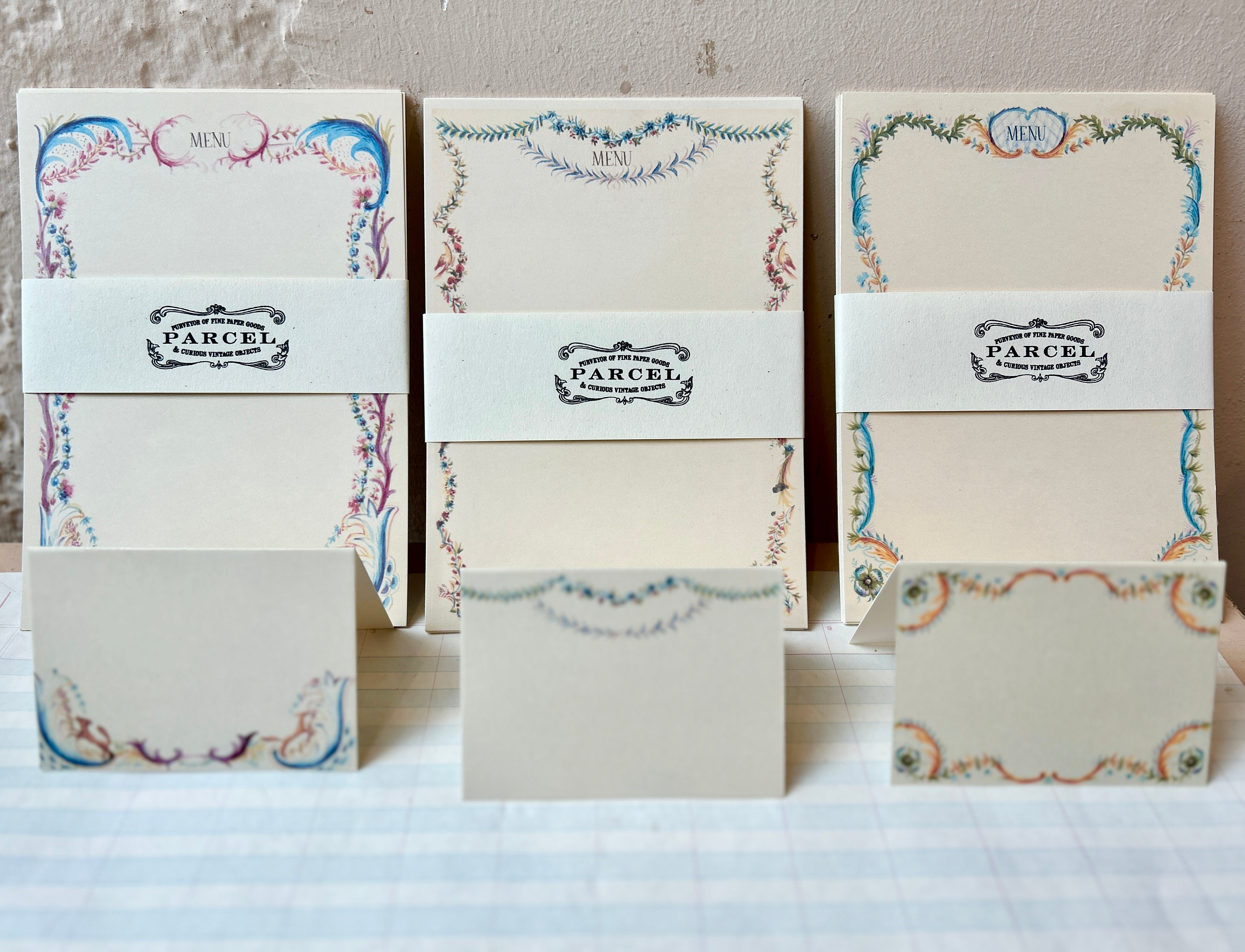 French Menu Host set - PARCEL