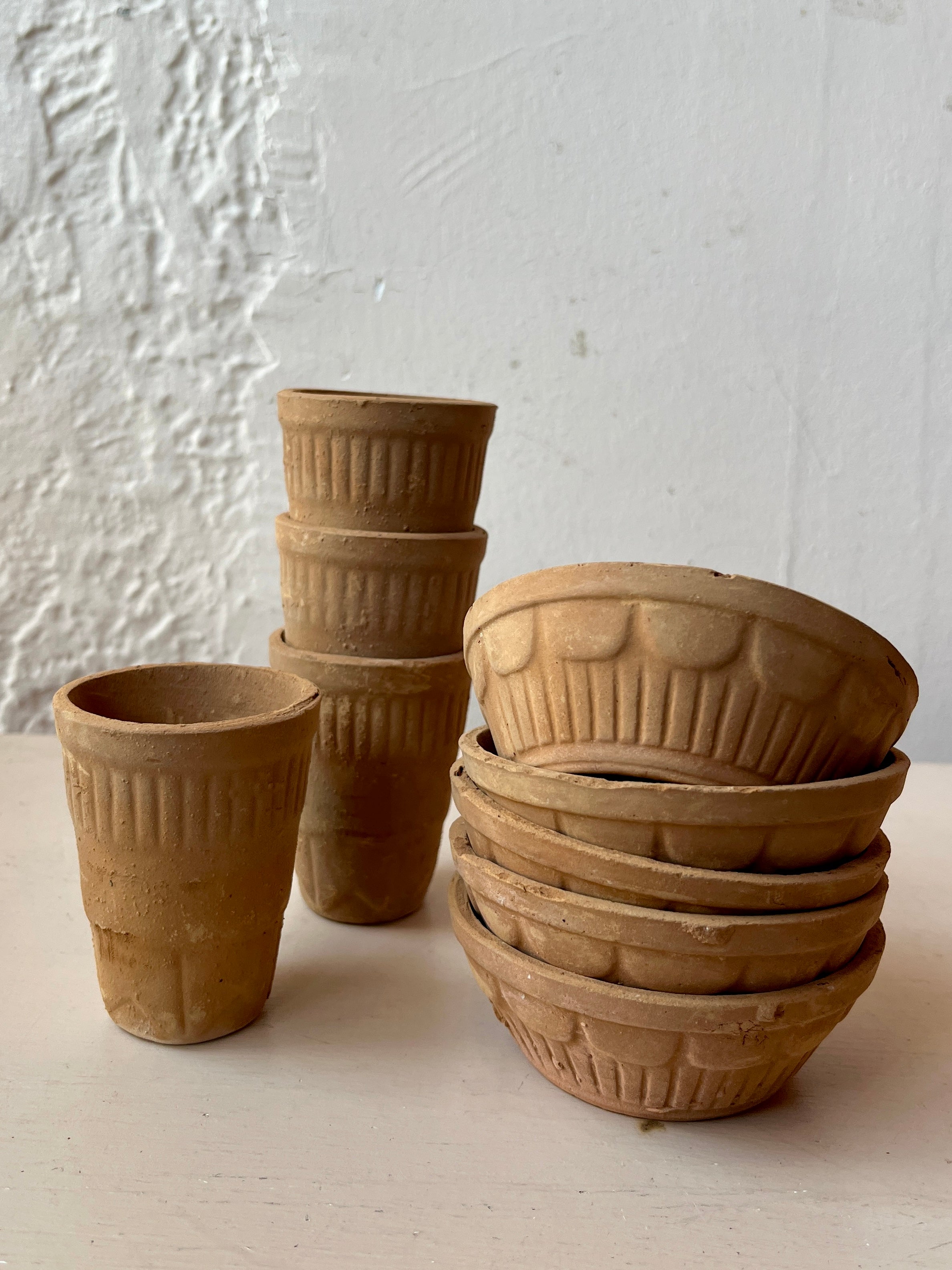 Terracotta Clay Pots and Saucers - PARCEL