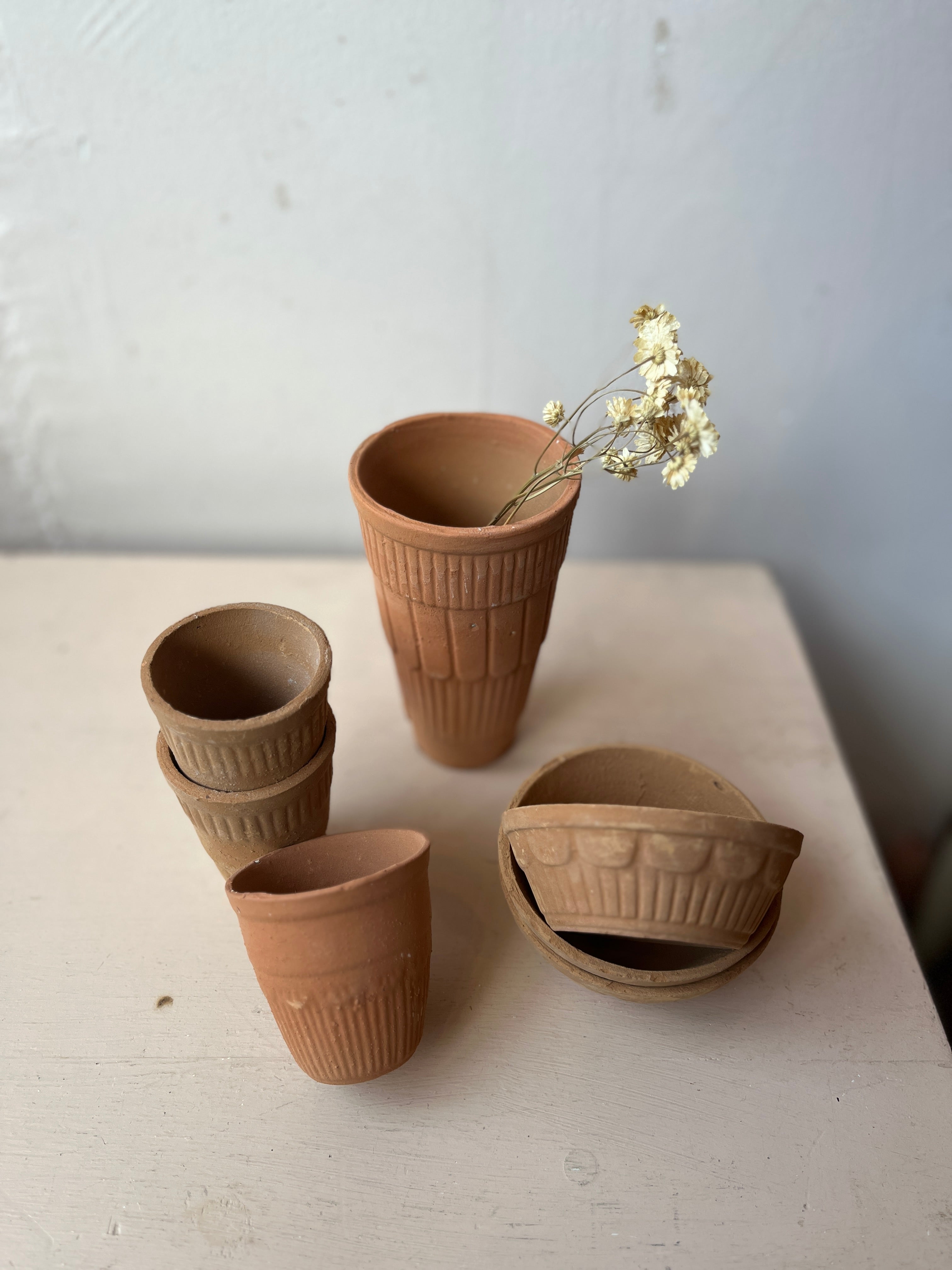 Terracotta Clay Pots and Saucers - PARCEL