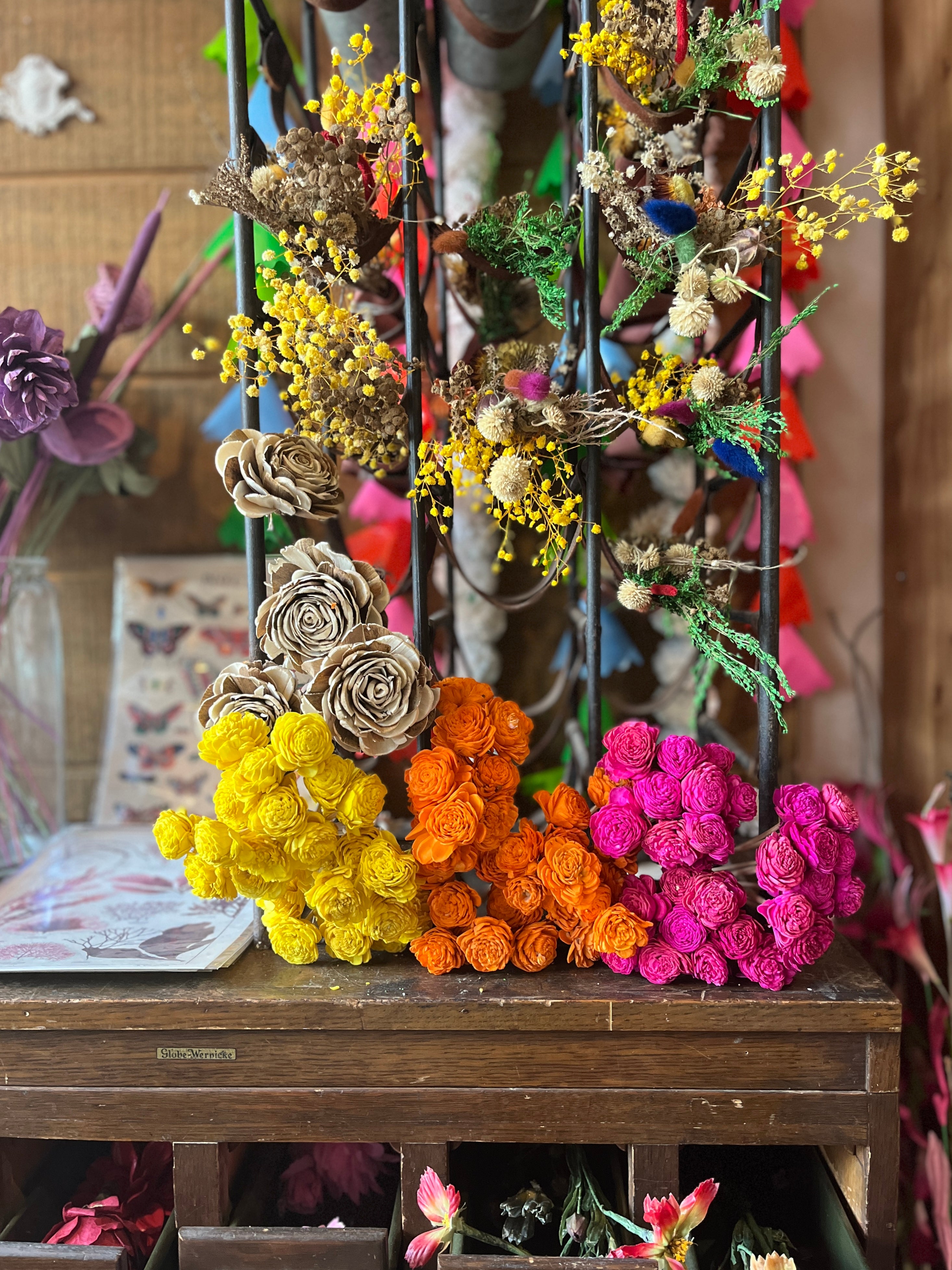 Bright Paper Flowers - PARCEL