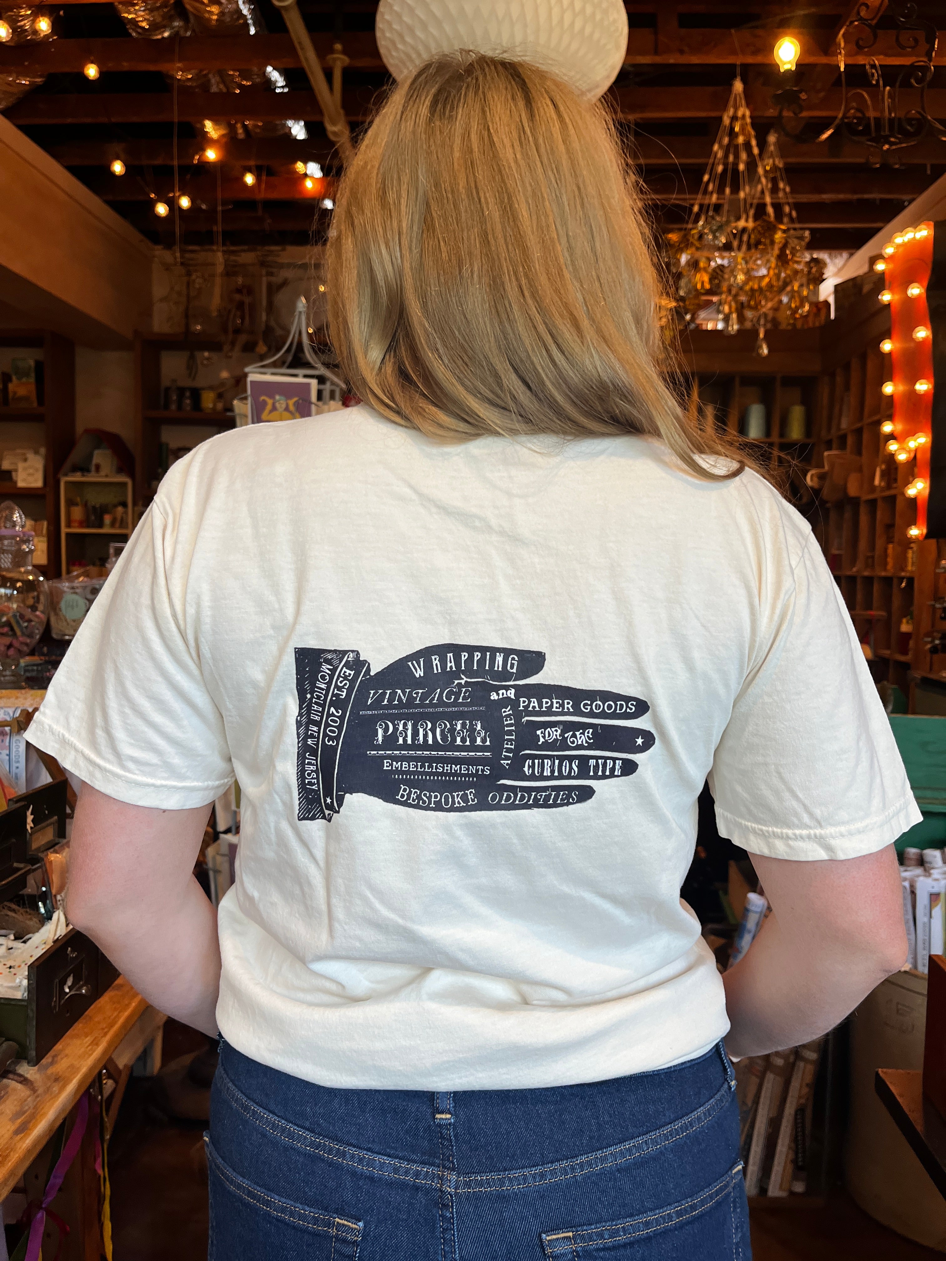 'HAND' Parcel T-shirt - PARCEL