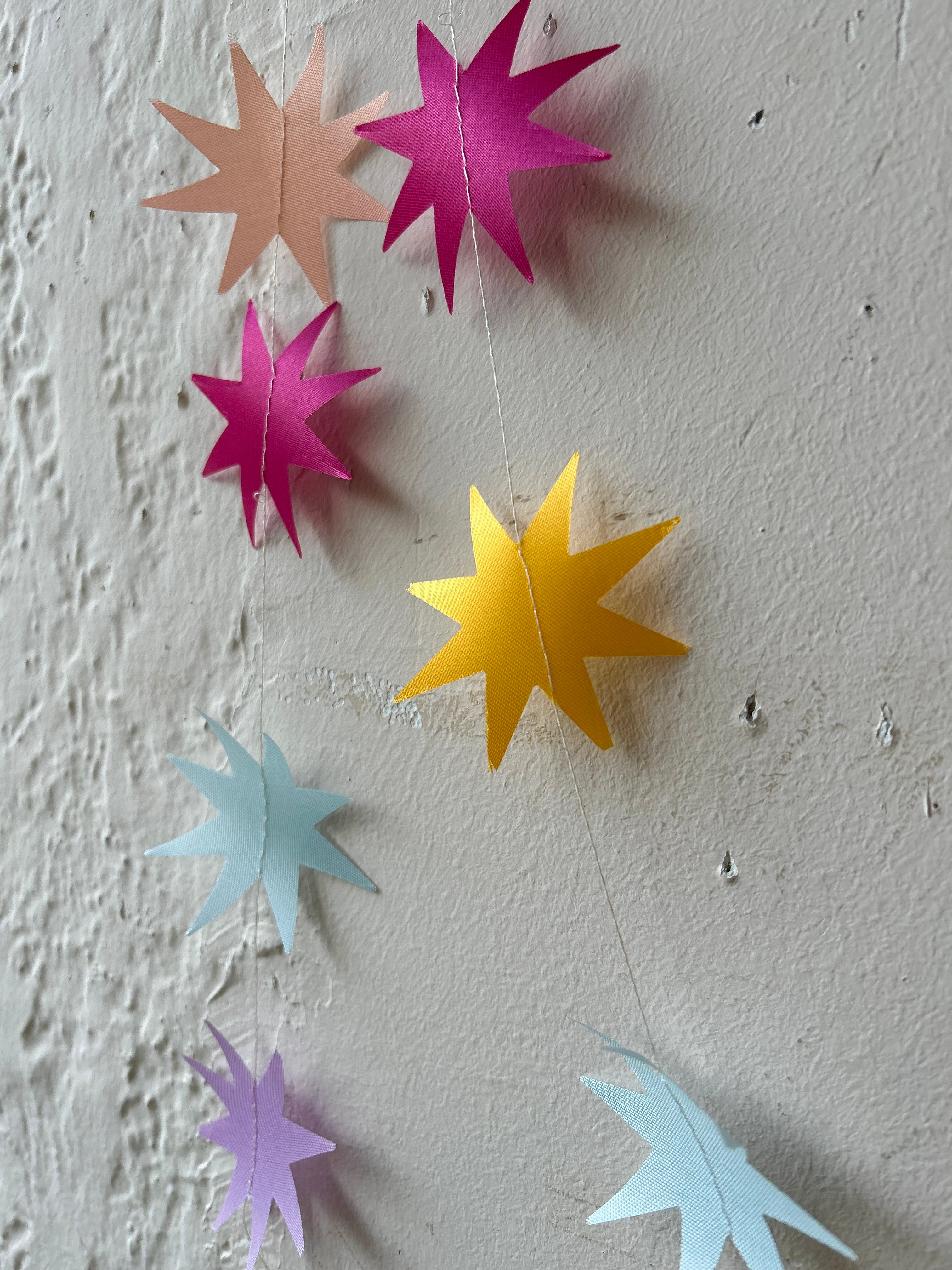 Stitched Starburst Garland - Fruity Colors - PARCEL
