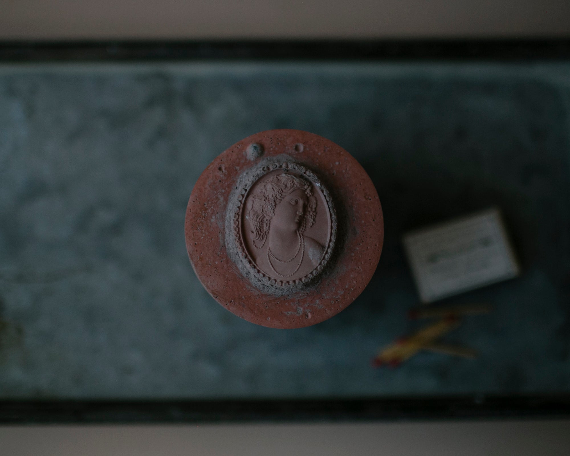 No. 3: Nostalgia Parcel Olfactory Scented Candle - PARCEL