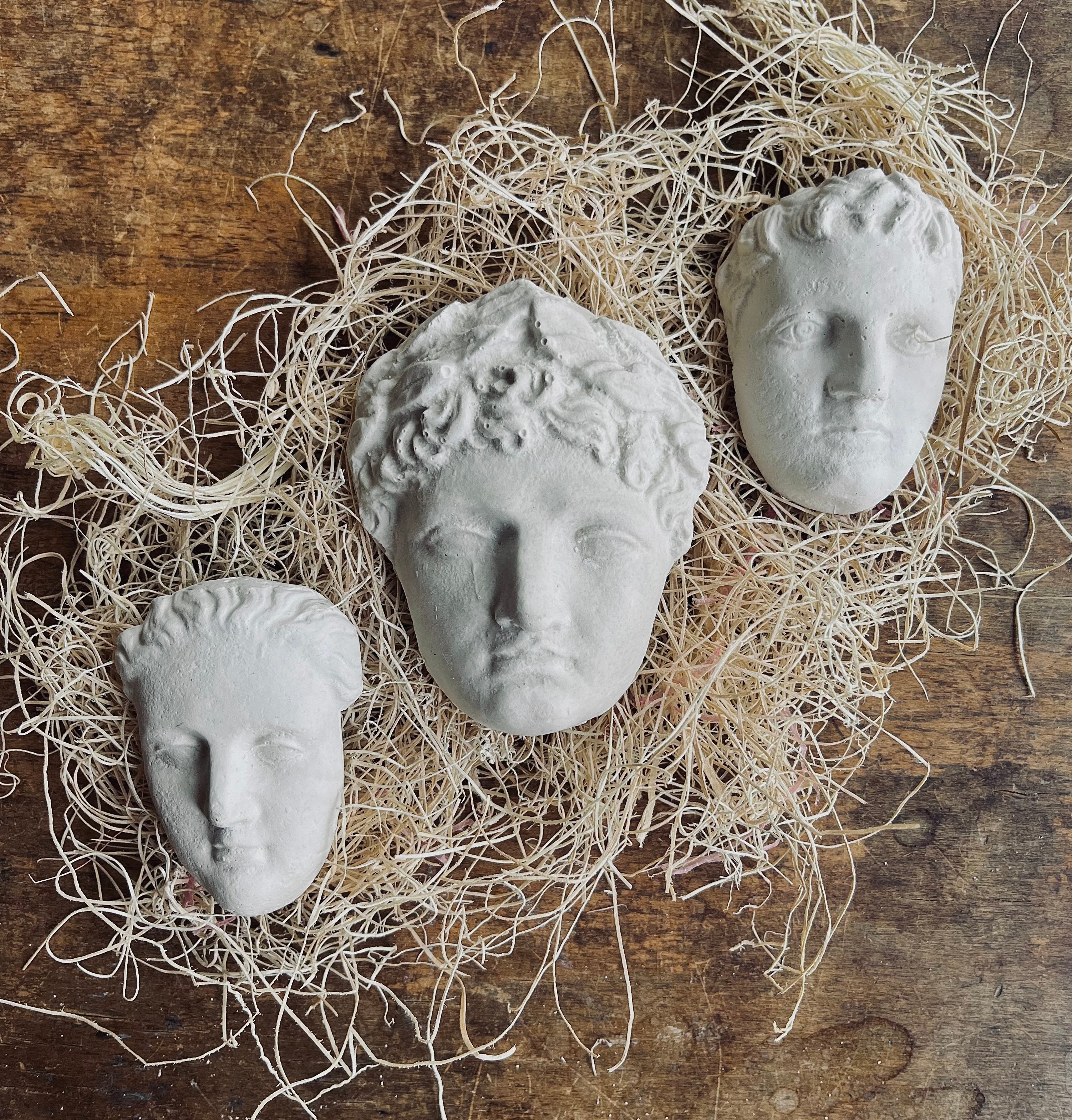 Fragment Faces Plaster Tokens - PARCEL