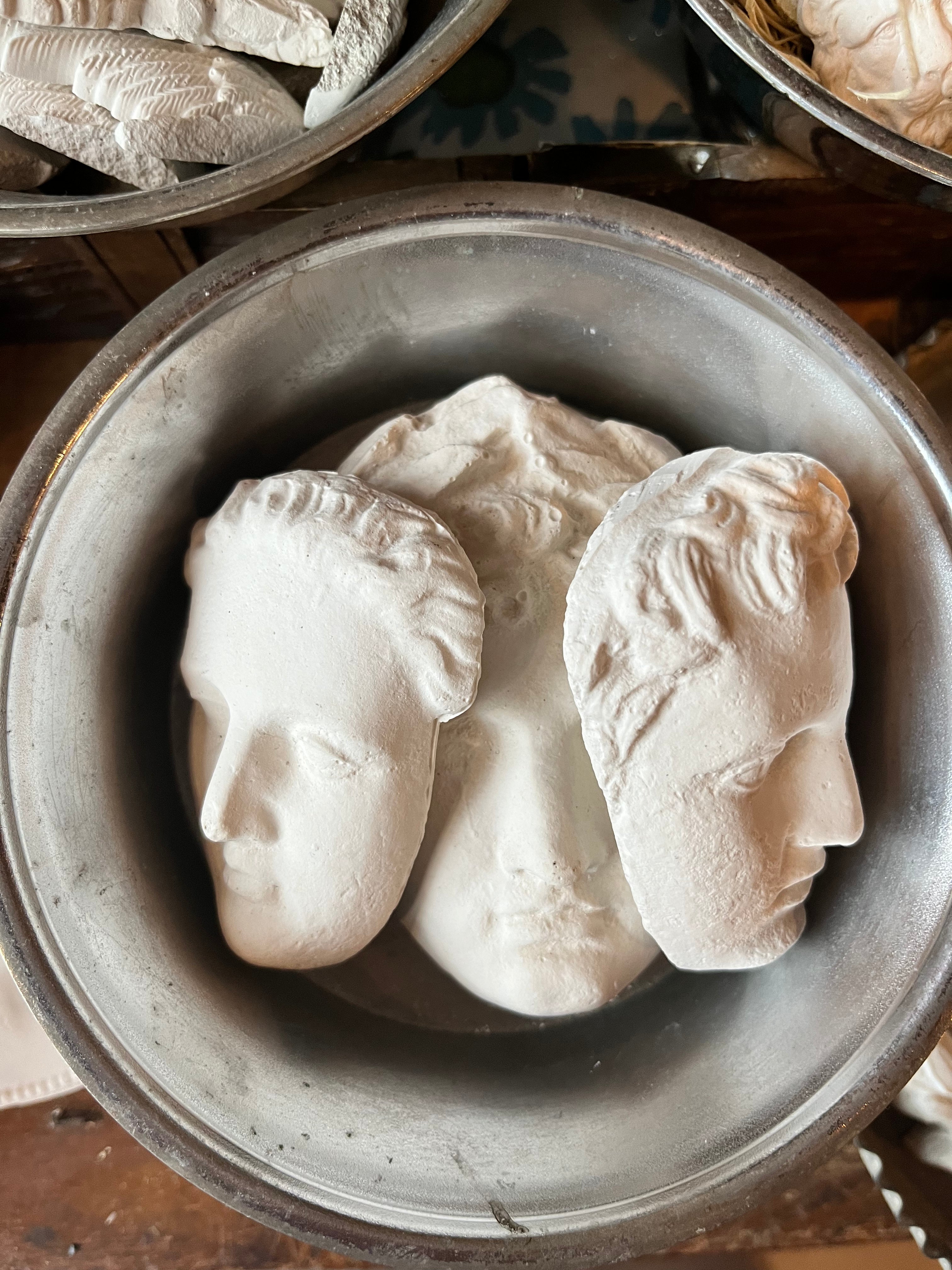 Fragment Faces Plaster Tokens - PARCEL