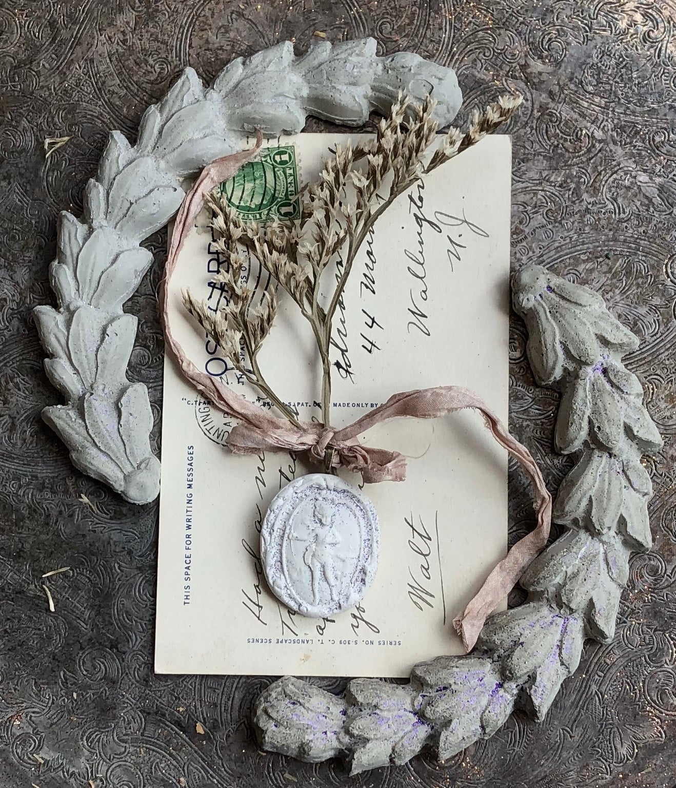 Intaglio Pendant Ornaments - PARCEL