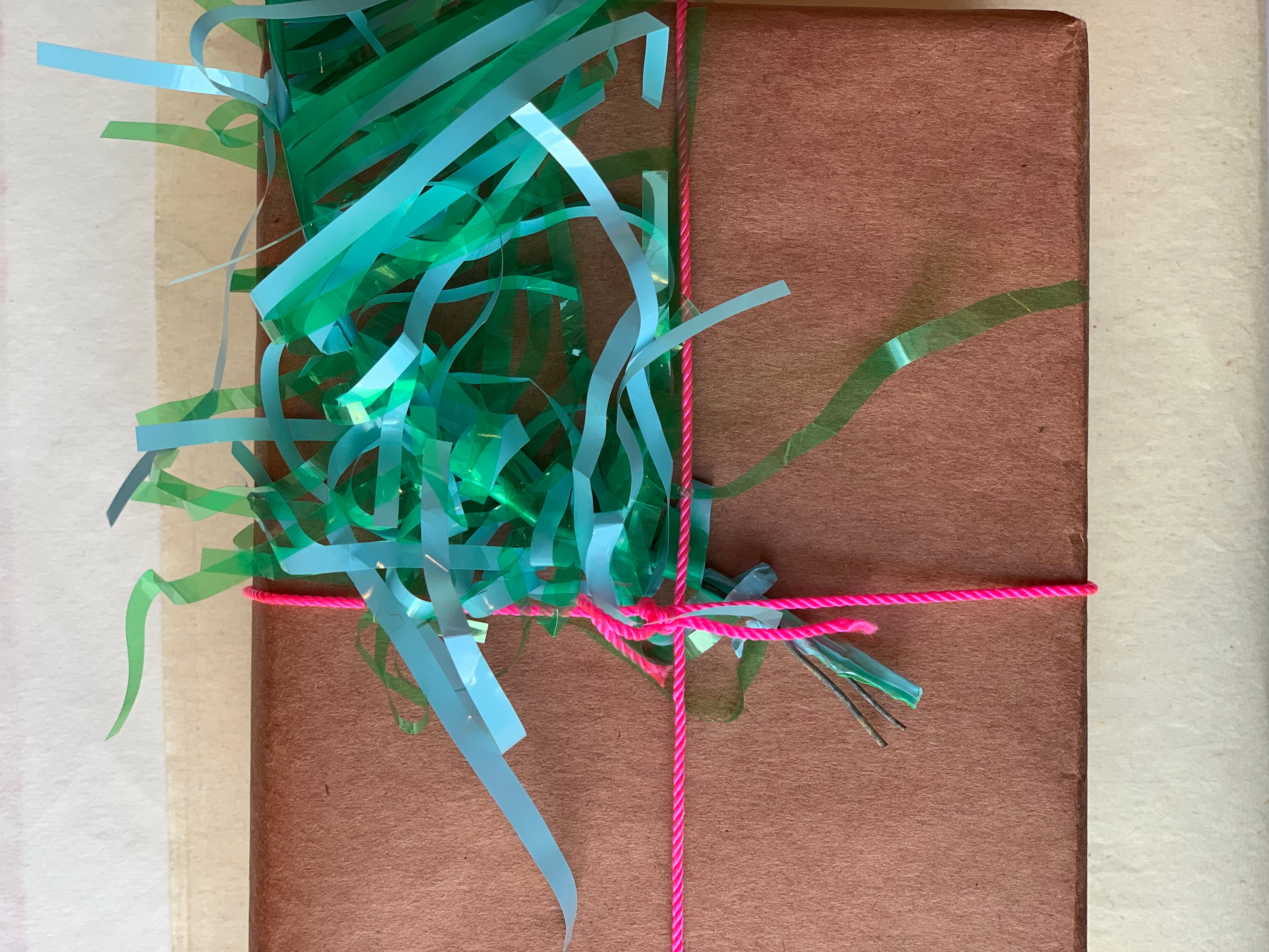 Vintage Festive Fringe Sprays - PARCEL