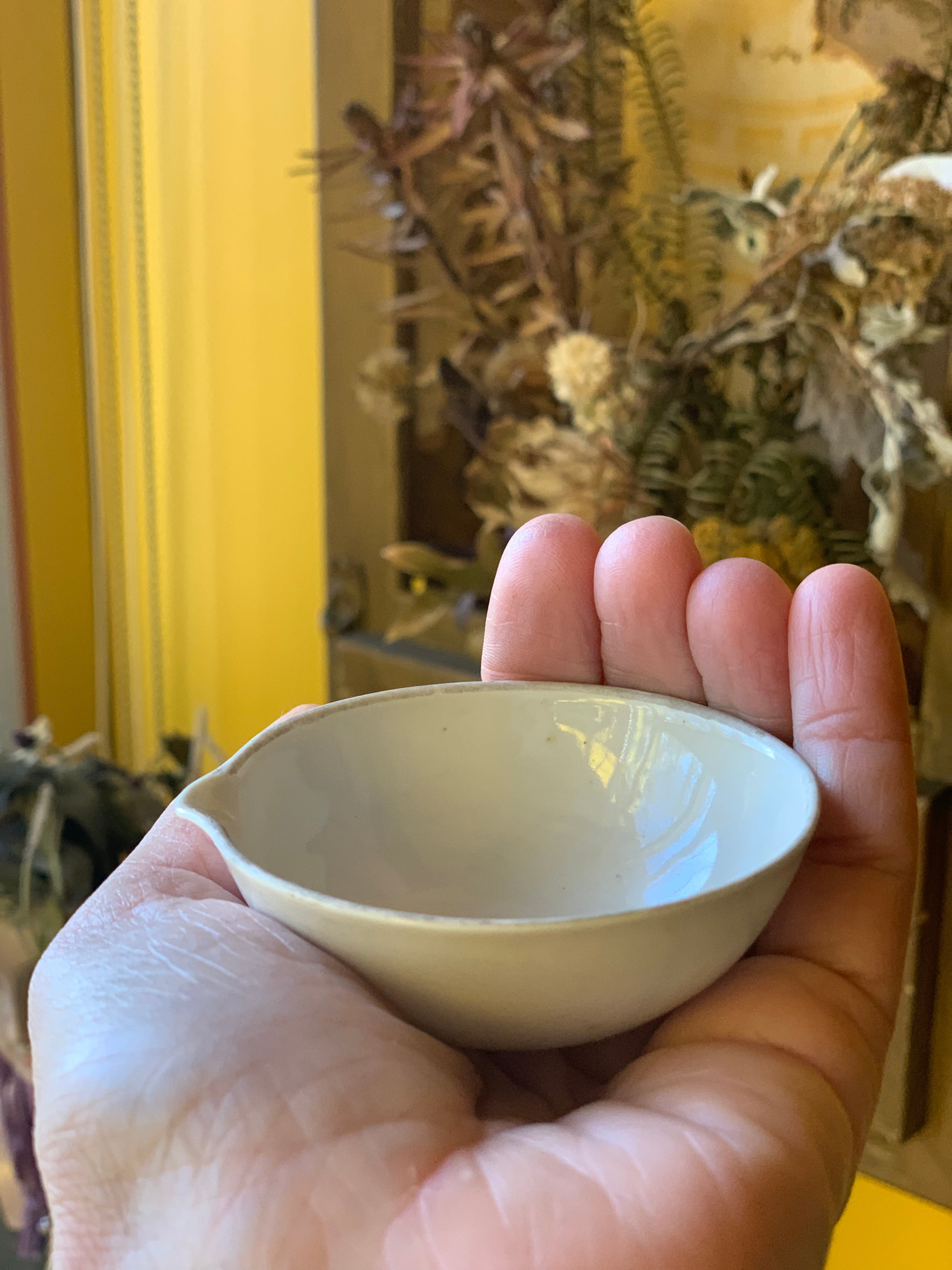 Vintage Porcelain Pouring Cups - PARCEL