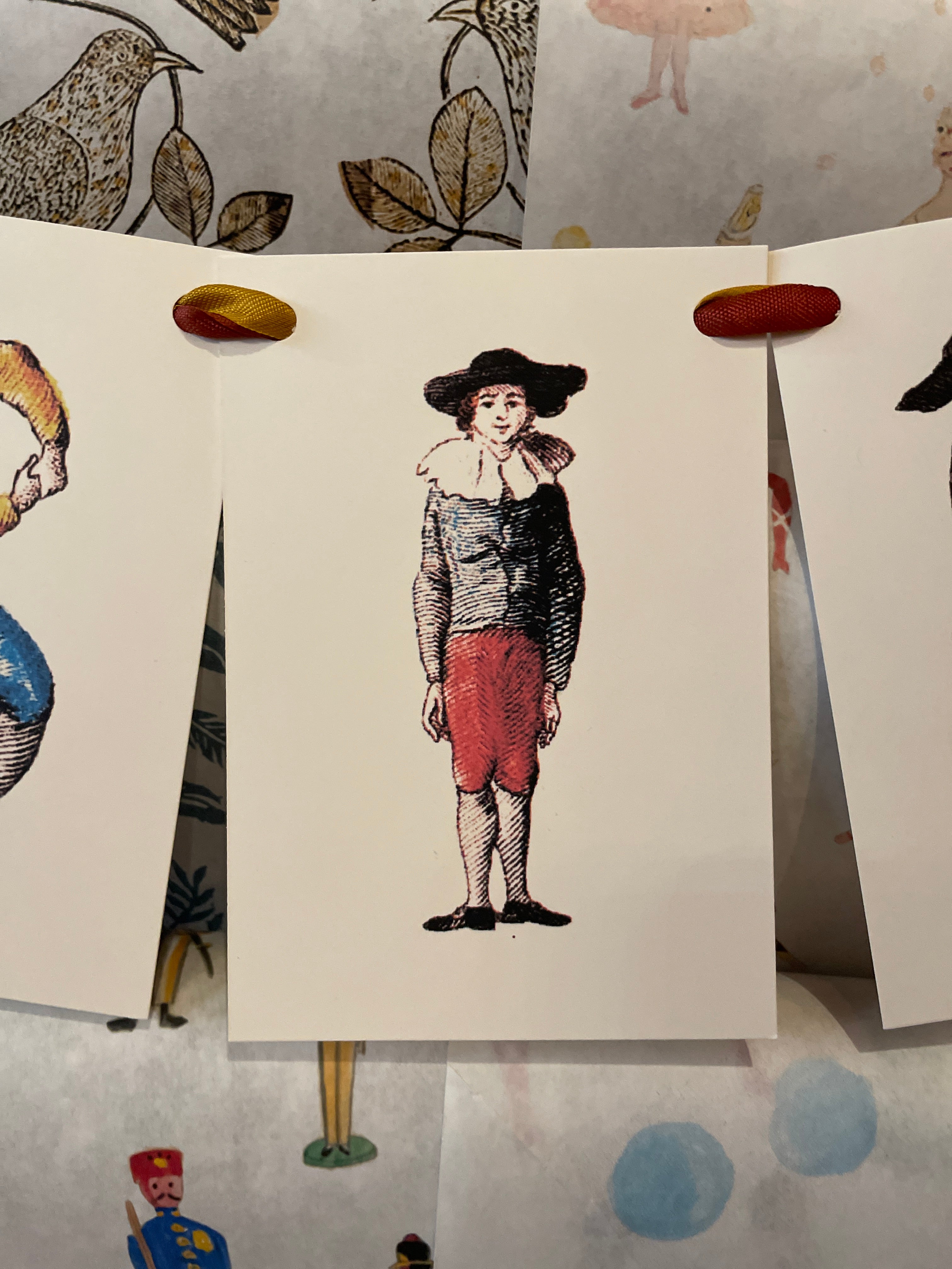 Happy Birthday Posture Banner - PARCEL