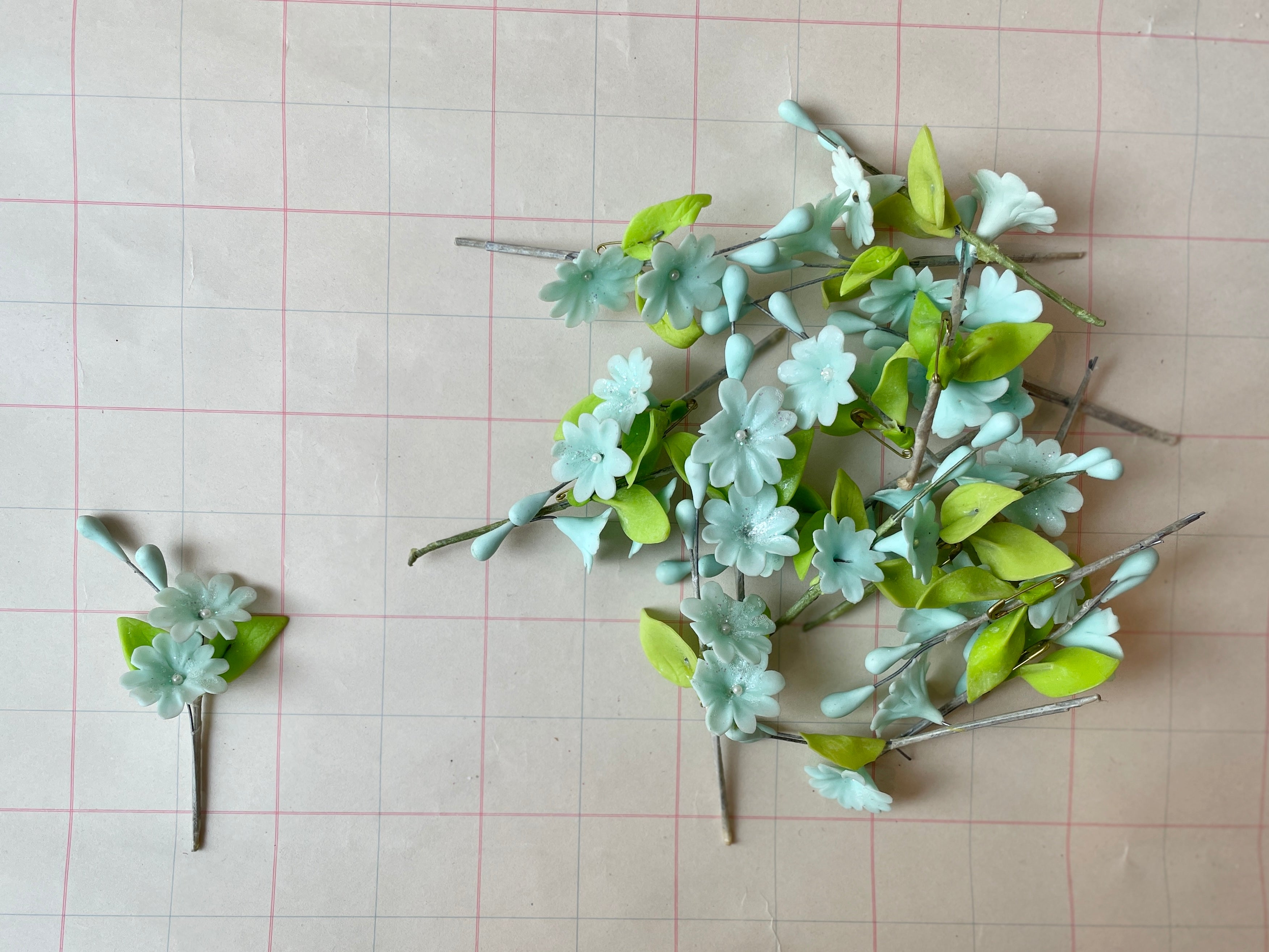 Flower Pins - PARCEL