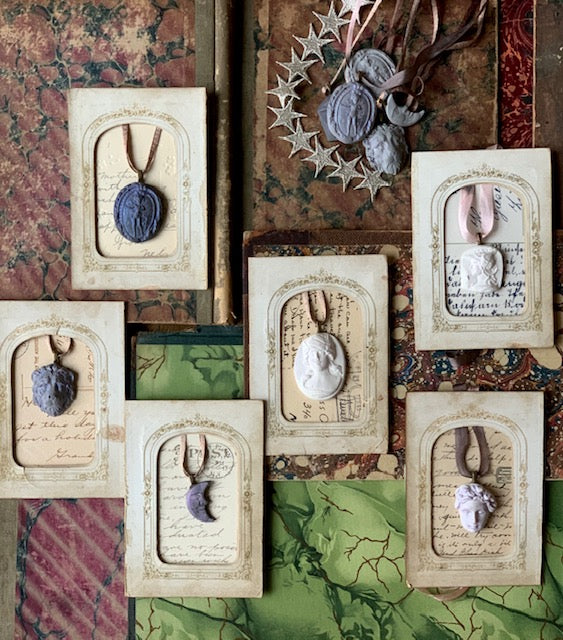 Intaglio Pendant Ornaments - PARCEL